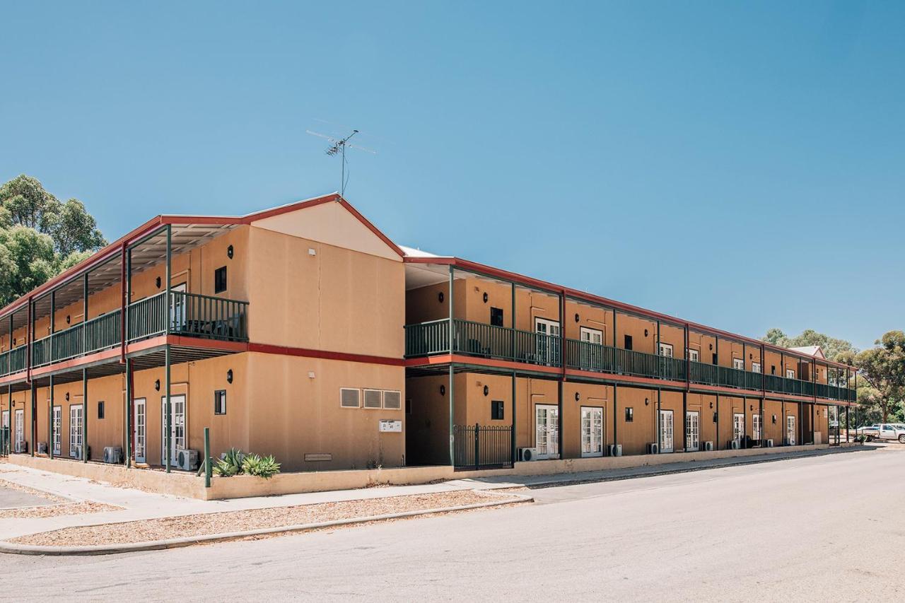 Settlers Hotel York Luaran gambar