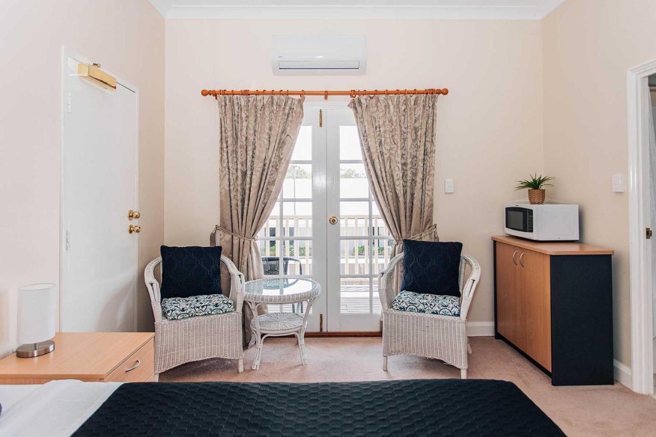 Settlers Hotel York Luaran gambar